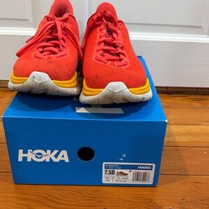 Hoka Women's Mach 4